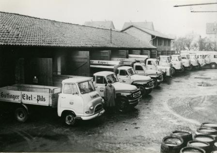 Datei:Fuhrpark u Garagen 1964.jpg