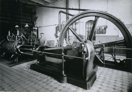 Datei:Zweite Dampfmaschine 1896.jpg