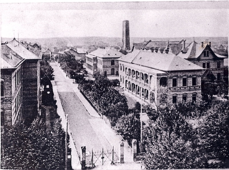 Datei:Altes Klinikum 1904.jpg