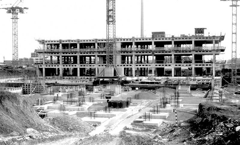 Datei:Klinikum Rohbau.jpg