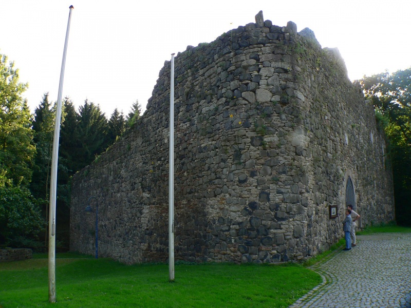 Datei:Burg Sichelnstein.jpg